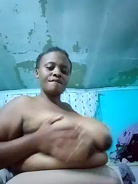 Snapshot of BBWQueenxx chatting on 03/29/26, 02:11 BBWQueenxx online show from 03/29/26, 02:11