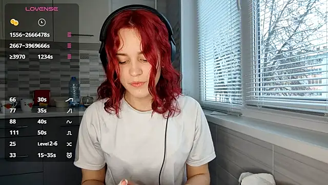 CalandraRolon online show from 02/15/26, 02:03