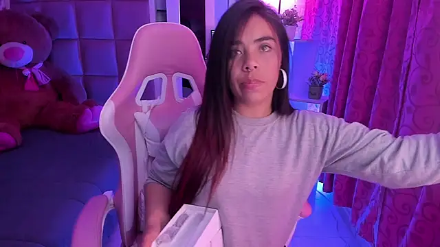 liany taylor online show from 02/25/26, 02:54