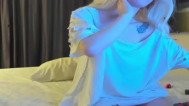 Lesyalisss online show from 04/16/26, 09:39