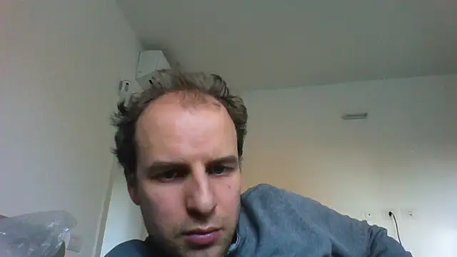 Snapshot of andre_italy chatting on 02/06/26, 03:37 andre italy online show from 02/06/26, 03:37