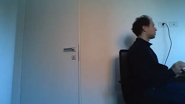 Snapshot of andre_italy chatting on 02/16/26, 02:57 andre italy online show from 02/16/26, 02:57