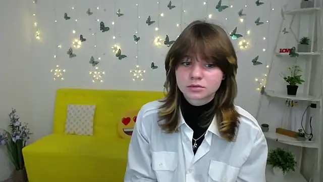 AnnaWest  online show from 02/28/26, 06:25