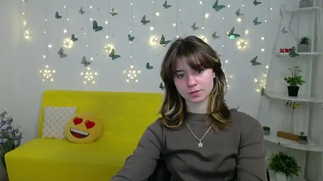 AnnaWest  online show from 03/05/26, 06:31