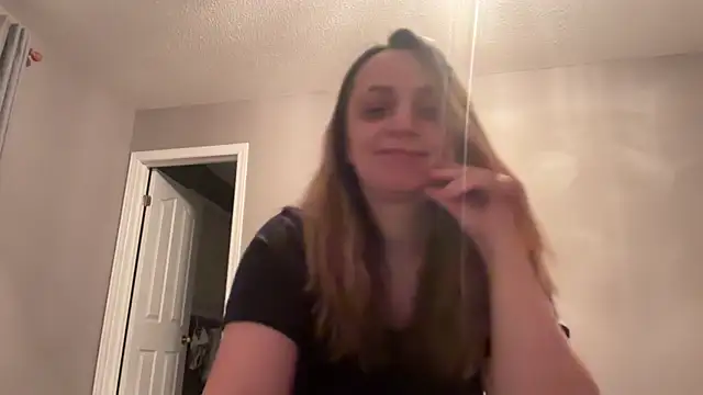 ShyFlameLive online show from 02/05/26, 02:16