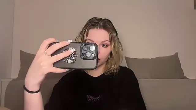 Ophelia Ritz online show from 03/20/26, 12:26