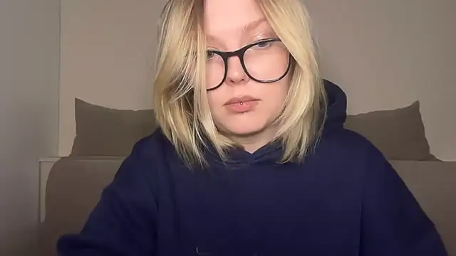 Ophelia Ritz online show from 03/23/26, 10:47