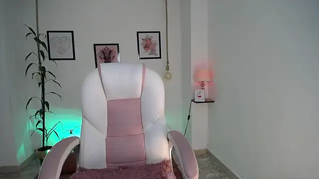 adhara 11 online show from 03/24/26, 10:37