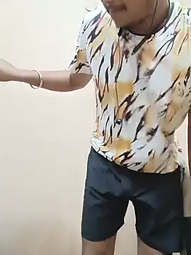 chocolatesboy143 online show from 06/08/26, 04:29