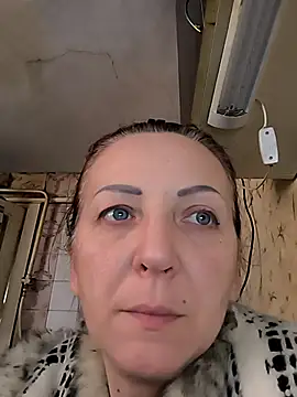 LinaSwan471 online show from 02/05/26, 01:49