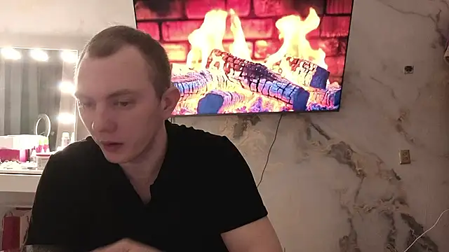 Crystal Nuts online show from 03/02/26, 06:47