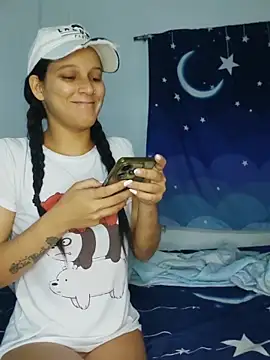 Perla and Maikol online show from 02/21/26, 02:56