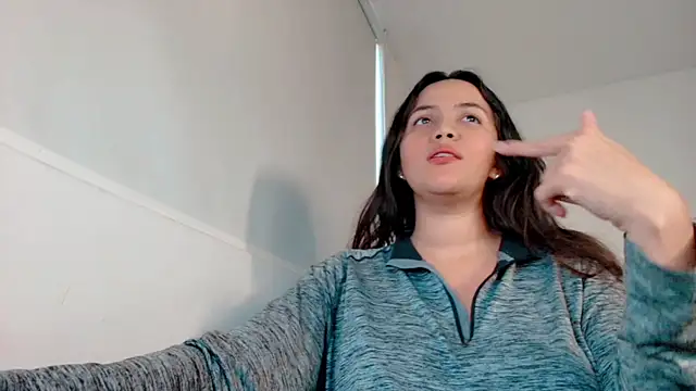 paulina ponce online show from 04/08/26, 10:43