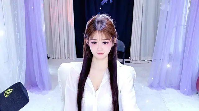 Dancer Lucky-Nini online show from 04/11/26, 08:29