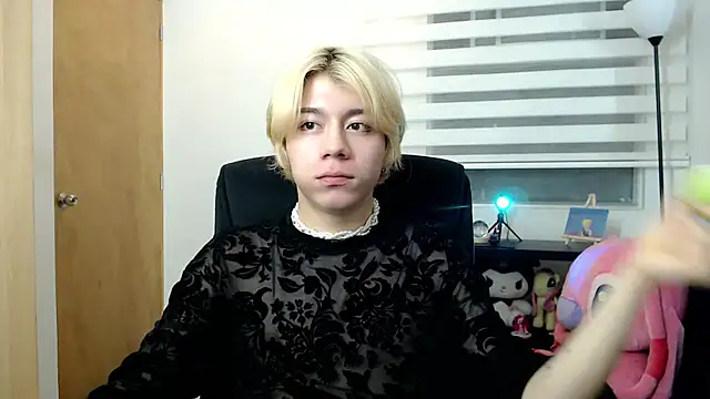 Snapshot of duvisex19 chatting on 07/08/26, 12:15 duvisex19 online show from 07/08/26, 12:15