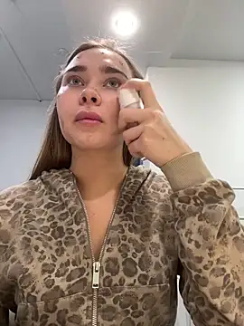 MonicaWestt online show from 03/08/26, 07:01