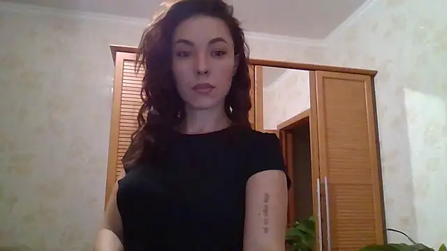 Snapshot of Dream_Petal_ chatting on 03/15/26, 04:46 Dream Petal online show from 03/15/26, 04:46