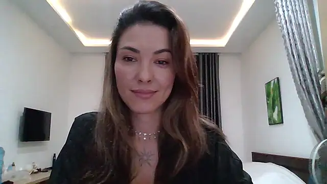 Snapshot of Dream_Petal_ chatting on 07/04/26, 12:44 Dream Petal online show from 07/04/26, 12:44