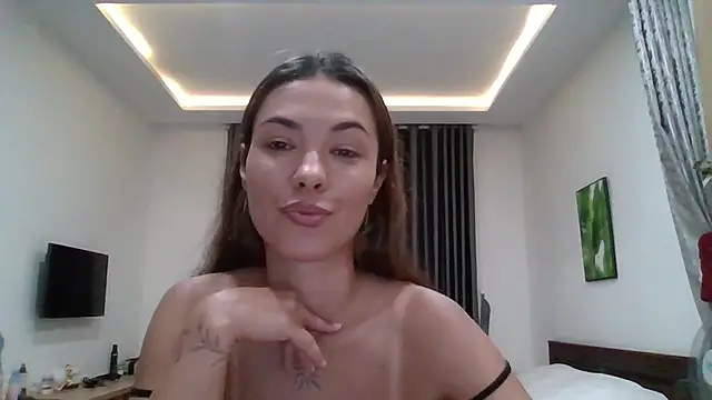 Snapshot of Dream_Petal_ chatting on 07/07/26, 01:15 Dream Petal online show from 07/07/26, 01:15