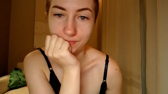 BluueSilk online show from 01/24/25, 06:03