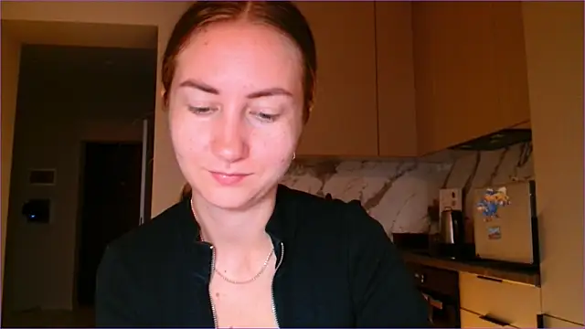 BluueSilk online show from 10/25/25, 05:48