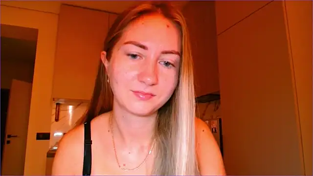 BluueSilk online show from 11/19/25, 06:02