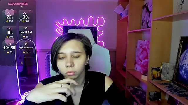 Scarlet Sirenn online show from 02/06/26, 08:29