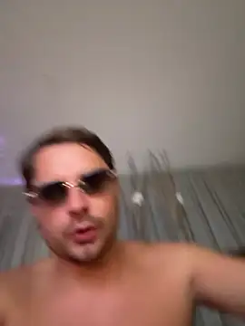 hottogetherNL online show from 07/08/26, 10:47