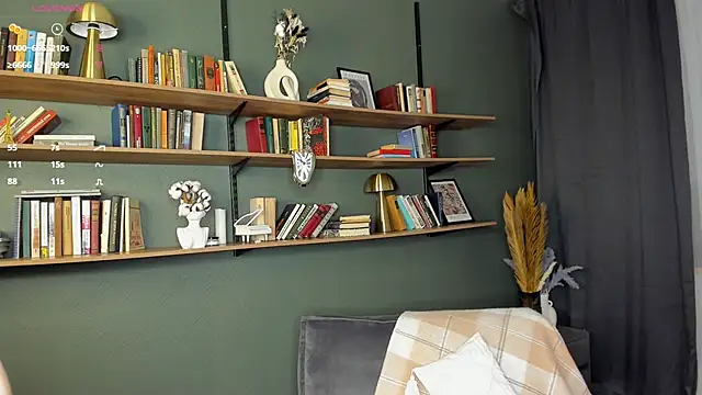 JuliannaLeiding online show from 02/16/26, 07:10