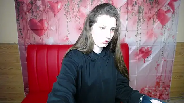 LilianaShine online show from 02/04/26, 12:11