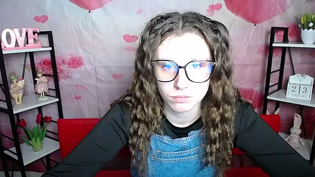 LilianaShine online show from 02/24/26, 06:11