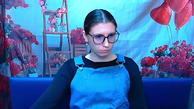 LilianaShine online show from 03/26/26, 06:08