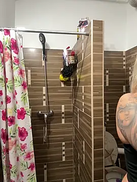 sexybatwomen33 online show from 05/24/26, 06:07