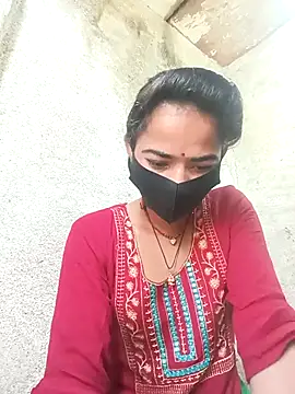 Sunali Bendre online show from 03/02/26, 08:54