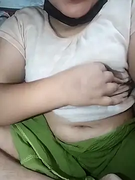 x -hot online show from 04/15/26, 04:14