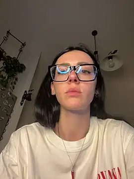 alibi room online show from 04/21/26, 06:12