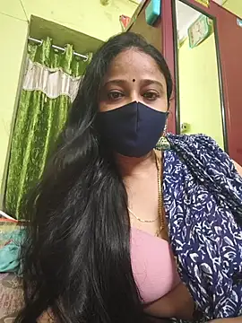 Snapshot of kashish_bhabhi chatting on 04/14/26, 06:08 kashish bhabhi online show from 04/14/26, 06:08