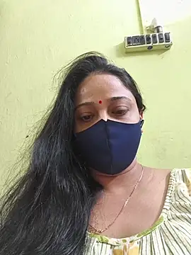 Snapshot of kashish_bhabhi chatting on 05/07/26, 04:07 kashish bhabhi online show from 05/07/26, 04:07