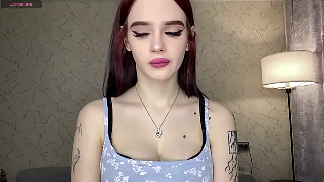 IeshaOsorio online show from 02/25/26, 06:12