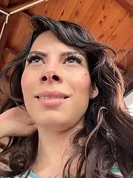 Isalove99 online show from 04/03/26, 04:27