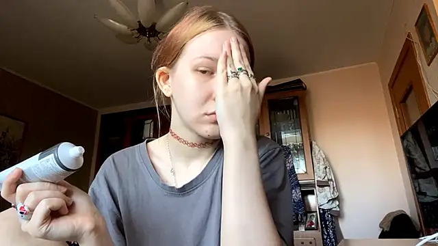 LaureenVielma online show from 03/22/26, 07:12