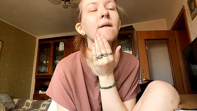 LaureenVielma online show from 04/16/26, 09:10