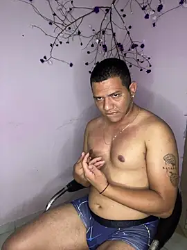 Loaisn online show from 02/03/26, 01:37