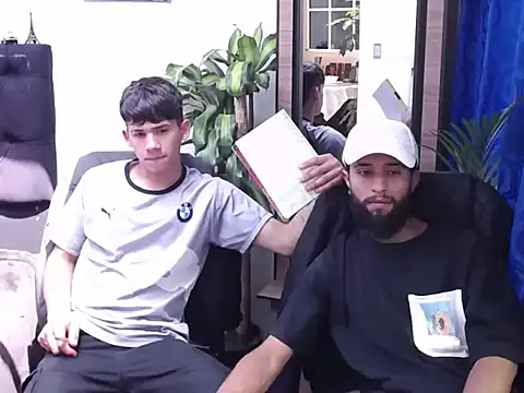  noahdiaz online show from 03/01/26, 06:21