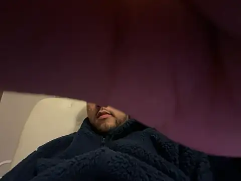 latinocalientehot online show from 02/01/26, 12:42