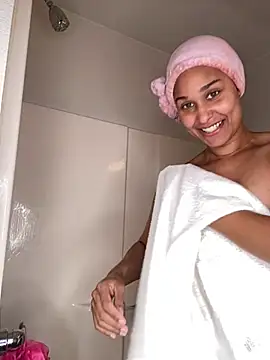 Jamalyce online show from 04/19/26, 02:49