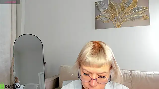 Ann Annise online show from 03/10/26, 01:21