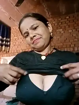 Pooja sahu online show from 04/05/26, 07:16