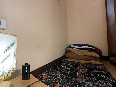 Mystic HugeDeity Cock online show from 04/21/26, 09:26