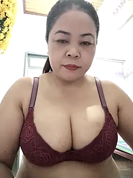 Snapshot of Baby-bigtits2026 chatting on 02/27/26, 01:16 Baby-bigtits2026 online show from 02/27/26, 01:16